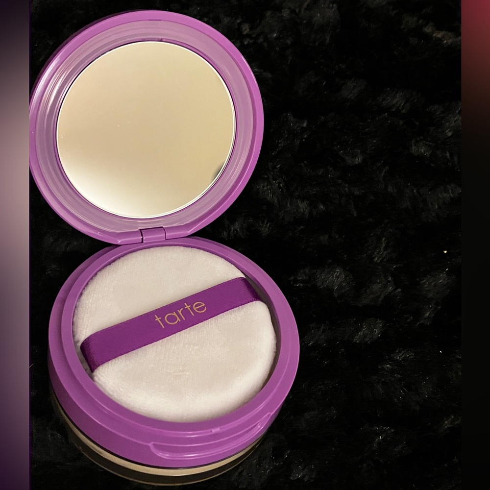 Tarte Double Duty Beauty Shape Tape Loose Setting Powder in Translucent